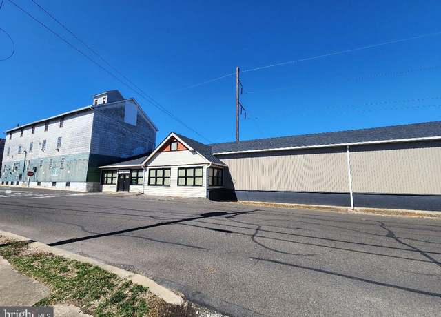 Property at 1060 Greeley Ave, Ivyland, PA 18974