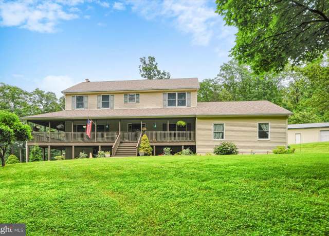 Property at 3700 Lehnenberg Rd, Riegelsville, PA 18077, 4 beds, 3 baths