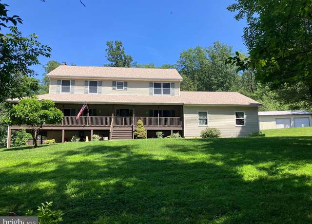 Property at 3700 Lehnenberg Rd, Riegelsville, PA 18077, 4 beds, 3 baths