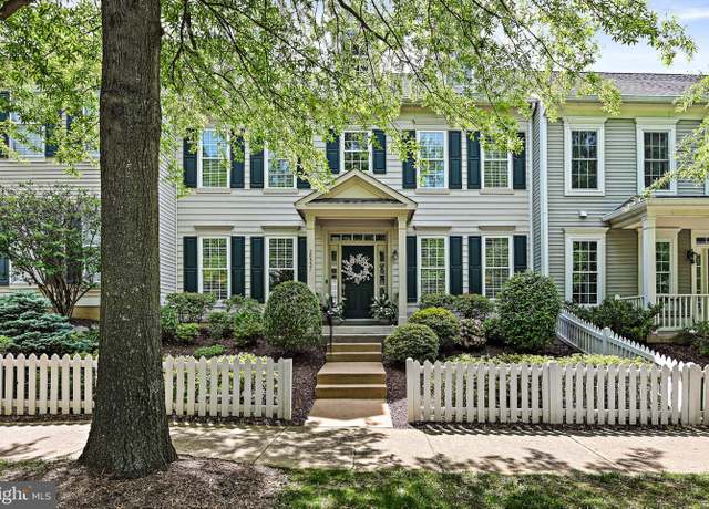 Property at 20337 Charter Oak Dr, Ashburn, VA 20147, 3 beds, 2.5 baths
