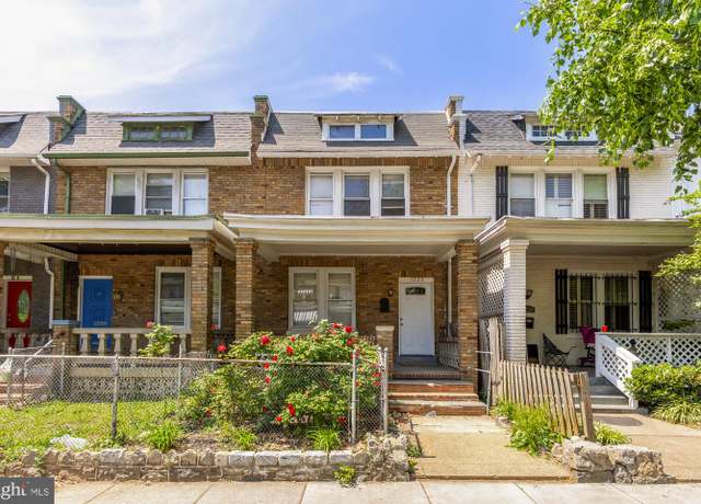 Property at 1222 18th St NE, Washington, DC 20002, 4 beds, 1.5 baths