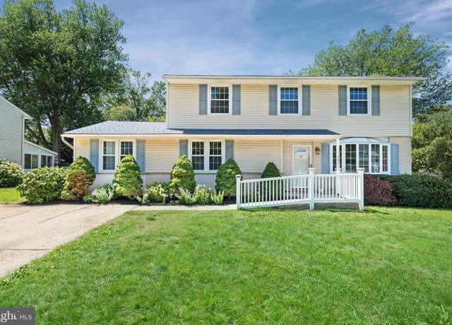 Property at 2621 Dartmouth Woods Rd, Wilmington, DE 19810, 4 beds, 2.5 baths