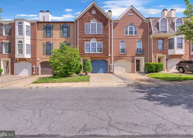 Property at 6 Victoria Sq, Frederick, MD 21702, 3 beds, 3 baths
