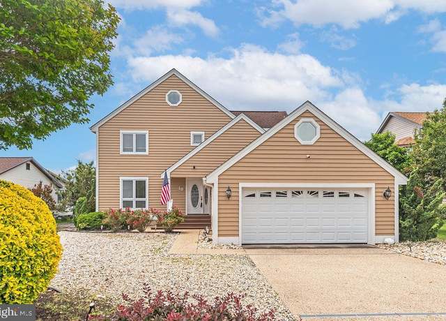 Property at 18 Ebb Tide Ct, Ocean Pines, MD 21811, 4 beds, 3.5 baths