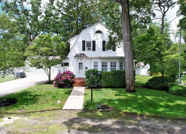 Property at 1253 Zion Rd, Northfield, NJ 08225, 3 beds, 2 baths
