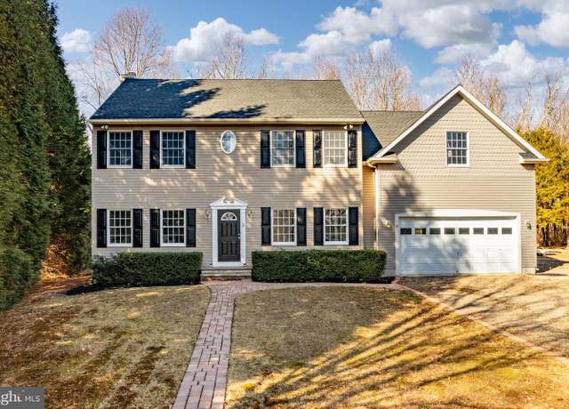 Property at 3 Field Ct, Wrightstown, NJ 08562, 3 beds, 2.5 baths
