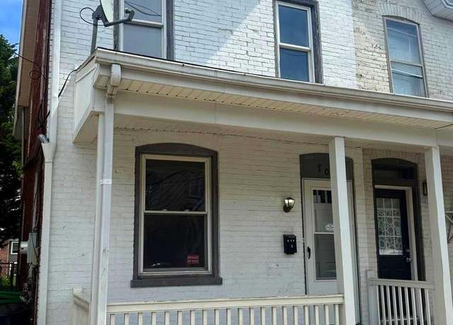 Property at 707 N Pitt St, Carlisle, PA 17013, 2 beds, 1 bath