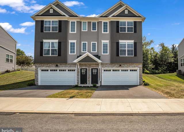 Property at 47 Glenn Vw, Carlisle, PA 17013, 3 beds, 2.5 baths