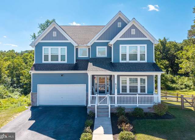 Property at 613 Chamberlain St, Coatesville, PA 19320, 4 beds, 2.5 baths