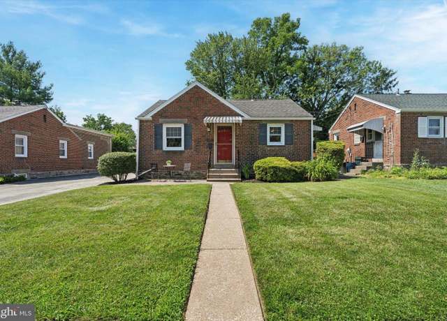 Property at 1328 Warren Ave, Havertown, PA 19083, 2 beds, 2 baths