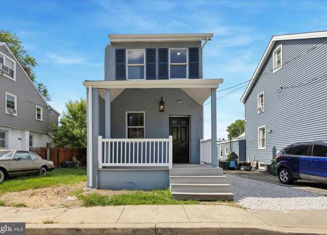 Property at 4210 W 7th St, Marcus Hook, PA 19061, 3 beds, 1.5 baths