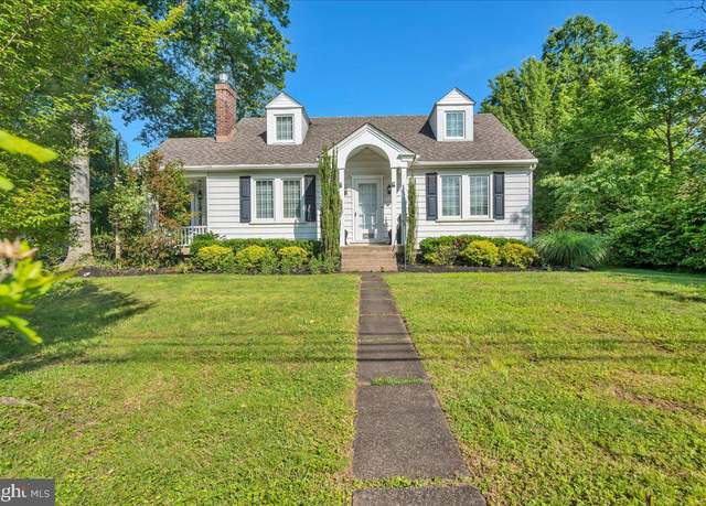 Property at 802 E Prospect Ave, North Wales, PA 19454, 3 beds, 2 baths