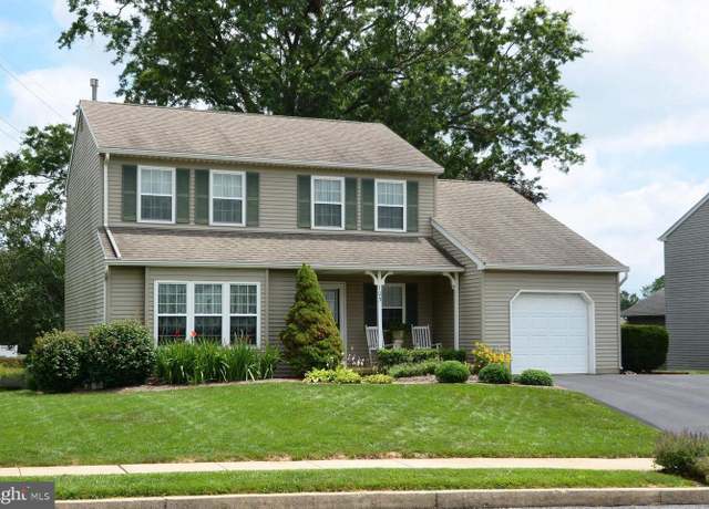 Property at 105 Heather Way, Souderton, PA 18964, 3 beds, 2.5 baths