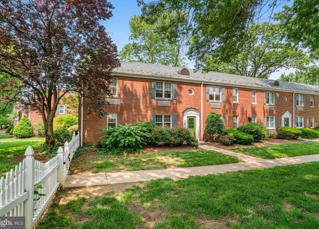 Property at 2 Auburn Ct Unit A, Alexandria, VA 22305, 2 beds, 1 bath