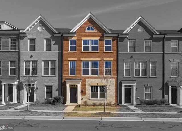 Property at 20798 Duxbury Ter, Ashburn, VA 20147, 3 beds, 3.5 baths