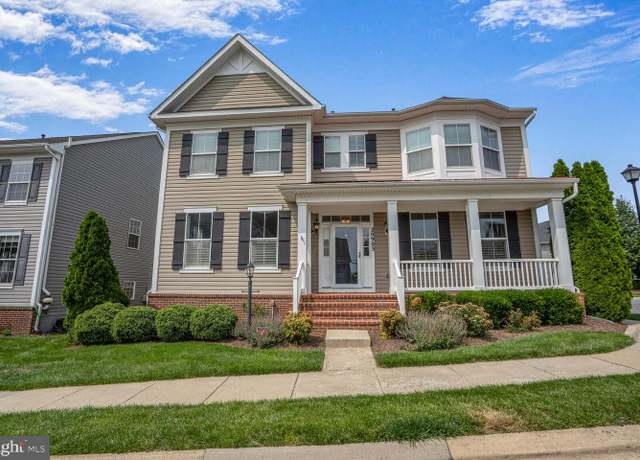 Property at 20903 Ashburn Heights Dr, Ashburn, VA 20148, 5 beds, 3.5 baths