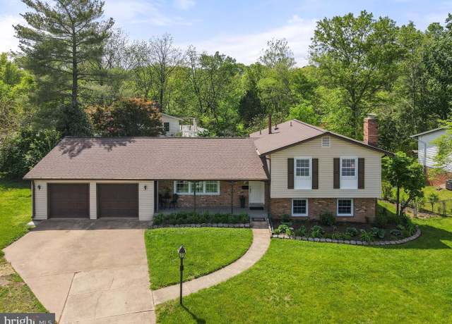 Property at 7518 Roxbury Ave, Manassas, VA 20109, 3 beds, 2 baths