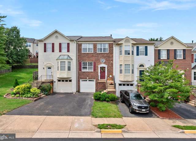 Property at 16836 Capon Tree Ln, Woodbridge, VA 22191, 3 beds, 3.5 baths