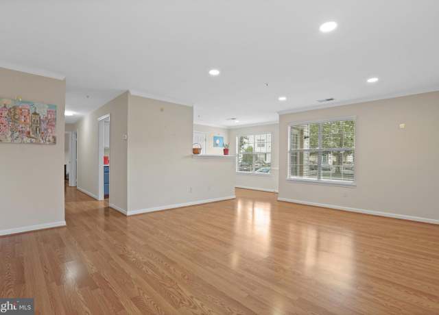 Property at 11014 Koman Cir #104, Manassas, VA 20109, 2 beds, 2 baths