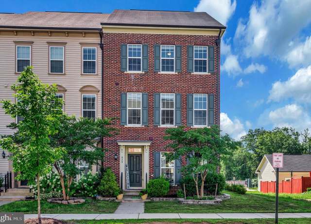 Property at 829 Basswood Dr, Stafford, VA 22554, 4 beds, 2.5 baths