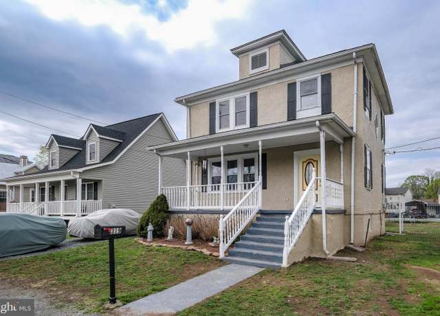 Property at 319 Front St, Front Royal, VA 22630, 4 beds, 1 bath