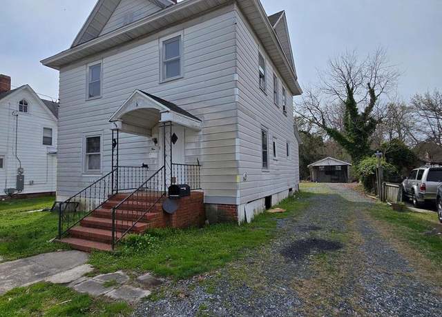 Property at 3 Standard Ave, Crisfield, MD 21817, 4 beds, 1 bath