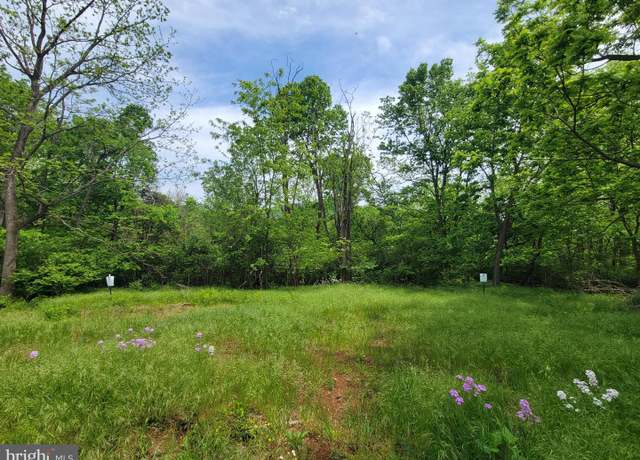 Property at 9785 Meadow Rock Dr, Hagerstown, MD 21740