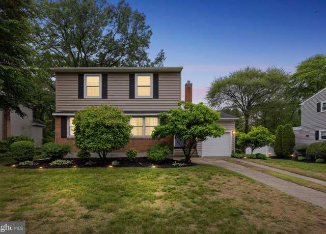 Property at 1313 Columbia Ave, Cinnaminson, NJ 08077, 4 beds, 2.5 baths