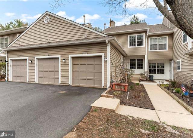 Property at 307 Stanton Ct #307, Glen Mills, PA 19342, 3 beds, 2.5 baths