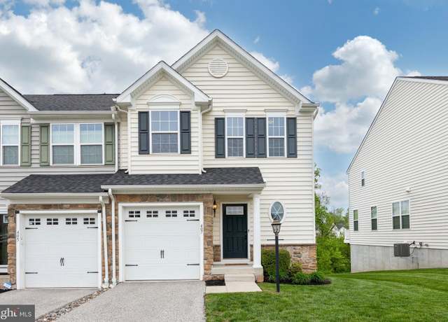 Property at 407 Sourwood Rd, Norristown, PA 19403, 3 beds, 2.5 baths