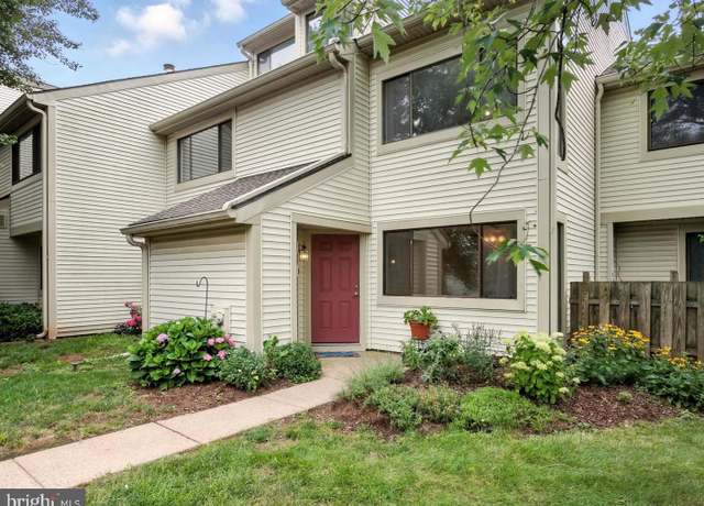Property at 503 Freedom Cir #315, Harleysville, PA 19438, 3 beds, 1.5 baths