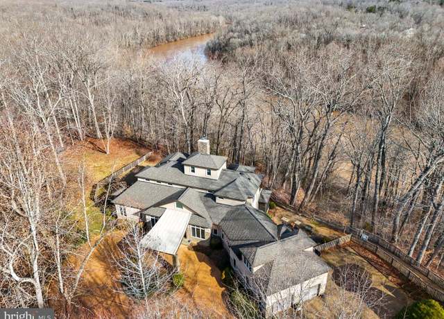 Property at 87 E River Bend Rd, Fredericksburg, VA 22407, 4 beds, 4 baths
