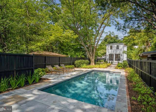 Property at 3418 Reservoir Rd NW, Washington, DC 20007, 4 beds, 3.5 baths