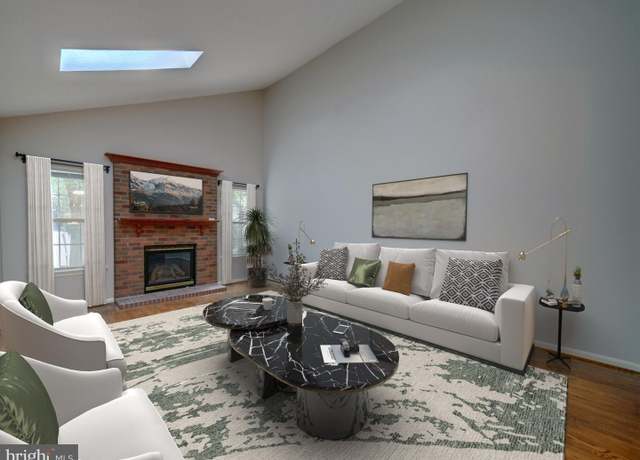 Property at 26 Little River Rd, Laurel, MD 20724, 4 beds, 2.5 baths