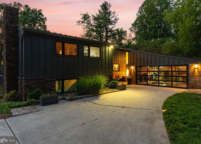 Property at 4304 Starview Ct, Glen Arm, MD 21057, 5 beds, 3 baths