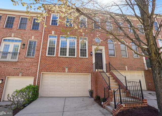 Property at 1111 Regal Oak Dr, Rockville, MD 20852, 3 beds, 2.5 baths