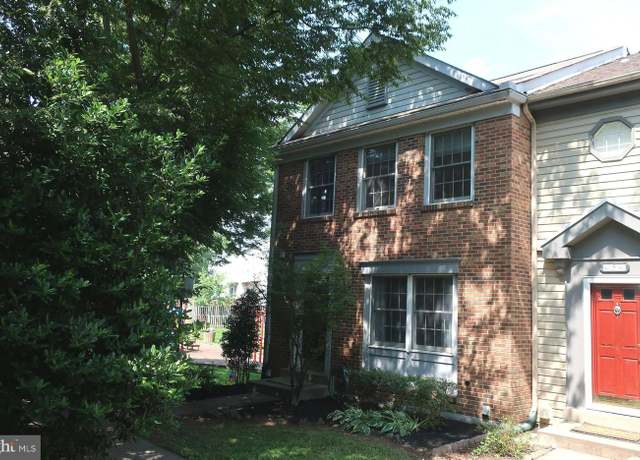 Property at 7 Sky Blue Ct, Germantown, MD 20874, 3 beds, 3 baths
