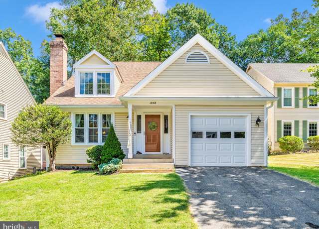Property at 13313 Burnt Woods Pl, Germantown, MD 20874, 3 beds, 2.5 baths