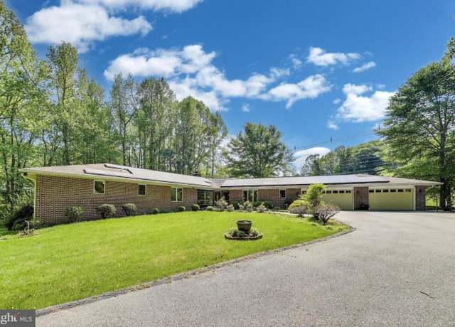 Property at 5713 Kenfield Ln, Upper Marlboro, MD 20772, 4 beds, 3.5 baths