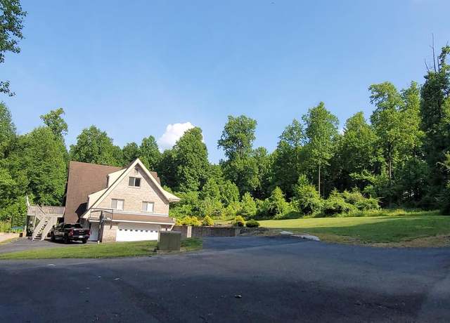 Property at 665 Fairmont Ave, Mohnton, PA 19540, 5 beds, 4.5 baths