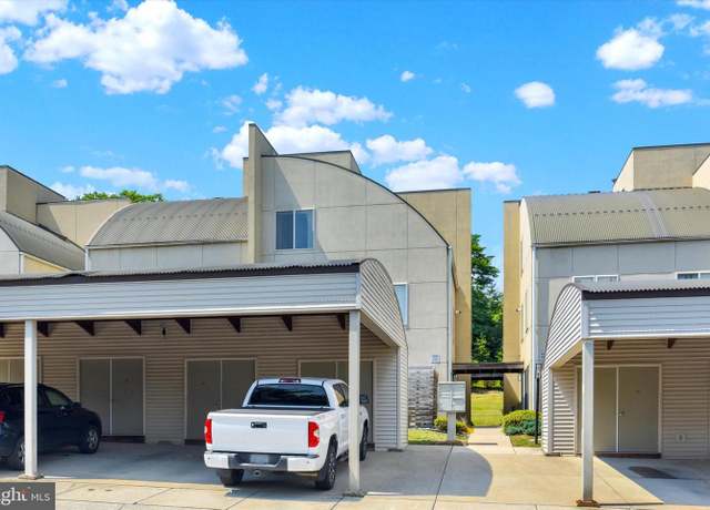 Property at 110 Blue Ridge Cir, Harrisburg, PA 17110, 3 beds, 2.5 baths