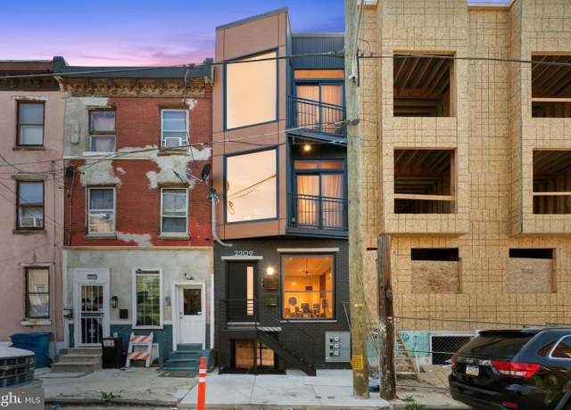 Property at 2209 N Franklin St, Philadelphia, PA 19133, 5 beds