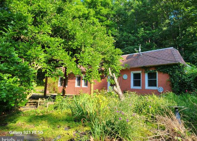 Property at 98 Fallen Cabin Ln, Landisburg, PA 17040, 4 beds, 2 baths