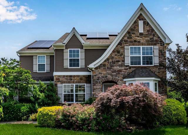 Property at 318 Woodbridge Dr, Etters, PA 17319, 4 beds, 2.5 baths