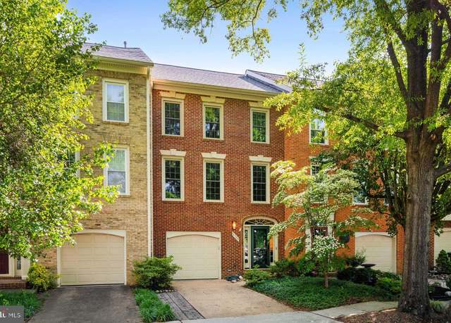 Property at 1709 Dogwood Dr, Alexandria, VA 22302, 3 beds, 3 baths