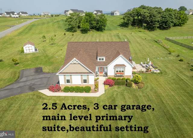Property at 110 Chanterelle Ct, Stephens City, VA 22655, 3 beds, 2.5 baths