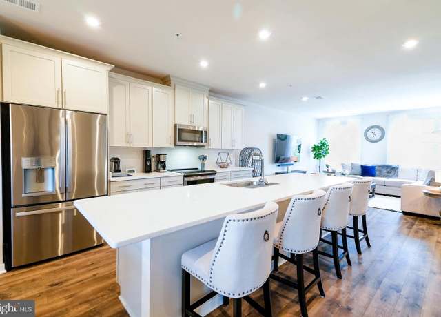 Property at 13517 Sayward Blvd #80, Herndon, VA 20171, 3 beds, 2.5 baths