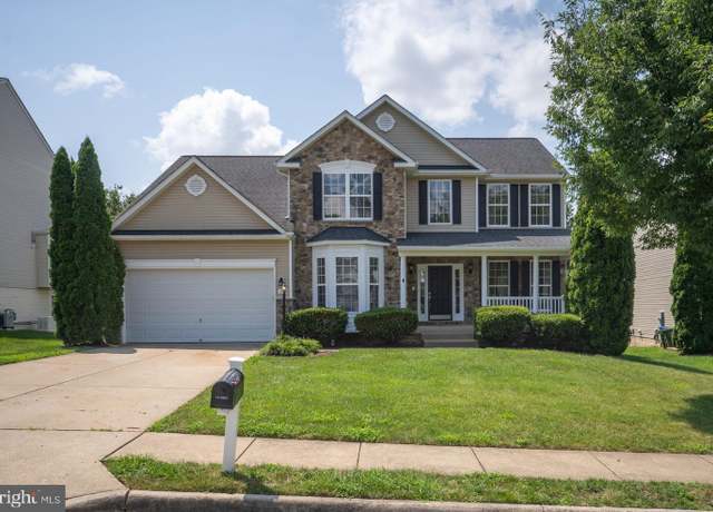 Property at 3 Neabsco Dr, Fredericksburg, VA 22405, 6 beds, 4.5 baths