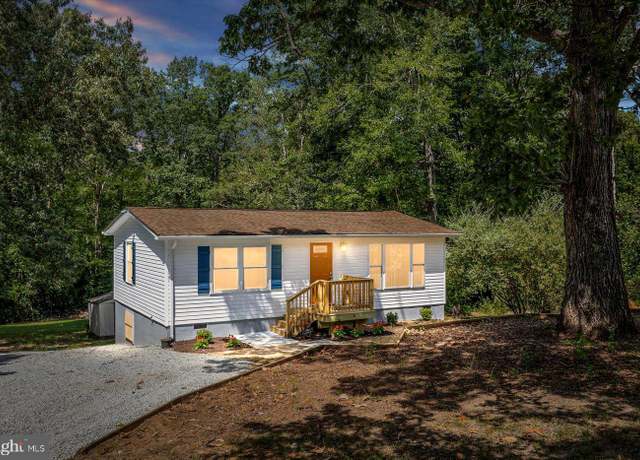 Property at 9 Doyle Pl, Stafford, VA 22554, 3 beds, 2 baths