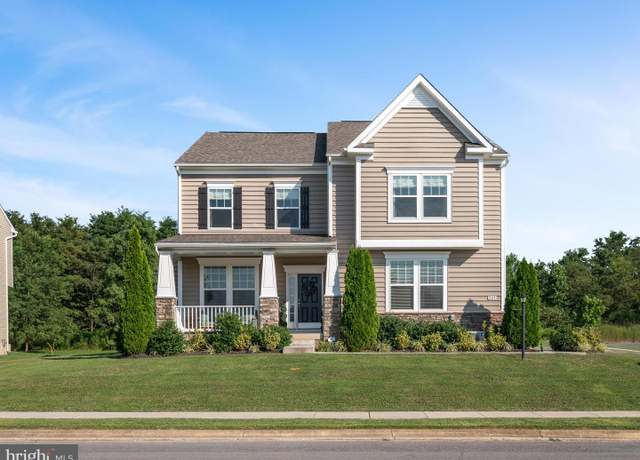 Property at 209 Klee Dr, Martinsburg, WV 25403, 4 beds, 3.5 baths
